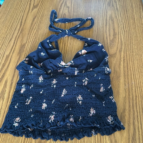 Top - Picture 1 of 1